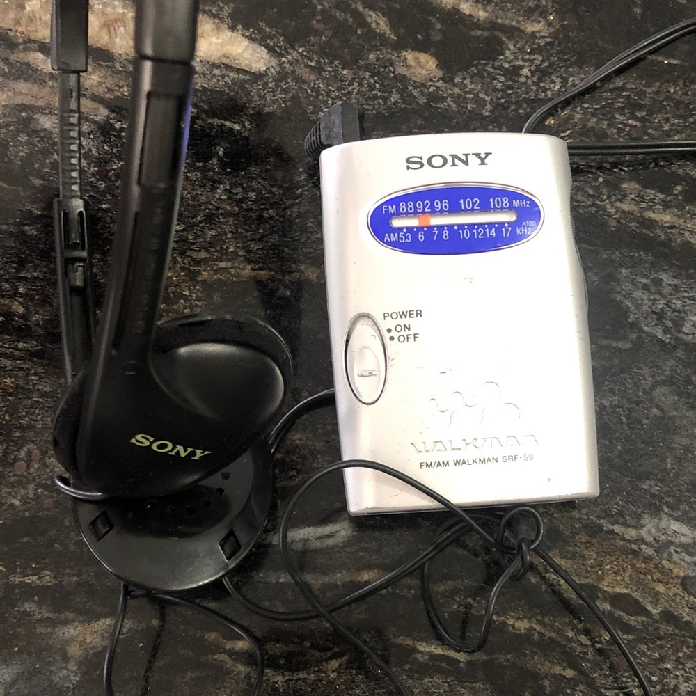 Sony Walkman Radio Retro